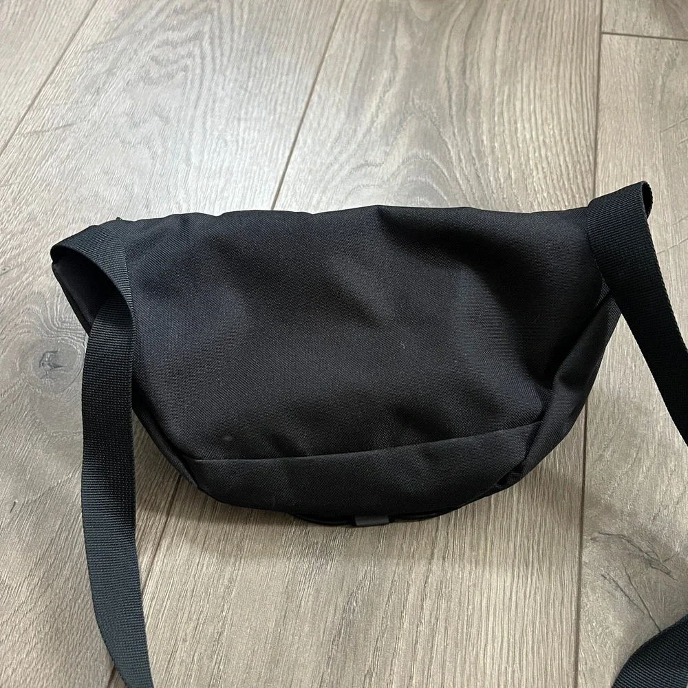 North Face Jester Lumbar pack black and white waist bag fanny pack